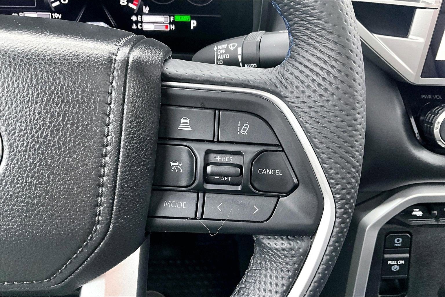 2025 Toyota Tundra 4WD Platinum Hybrid