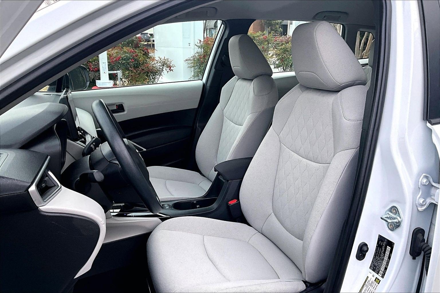 2024 Toyota Corolla Cross L