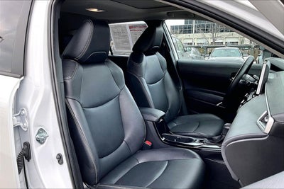 2025 Toyota Corolla Cross XLE