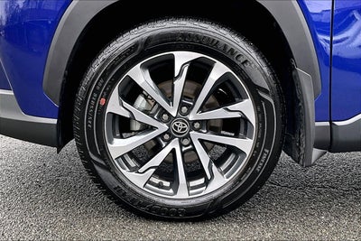 2025 Toyota Corolla Cross XLE