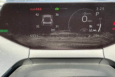 2024 Toyota Prius XLE