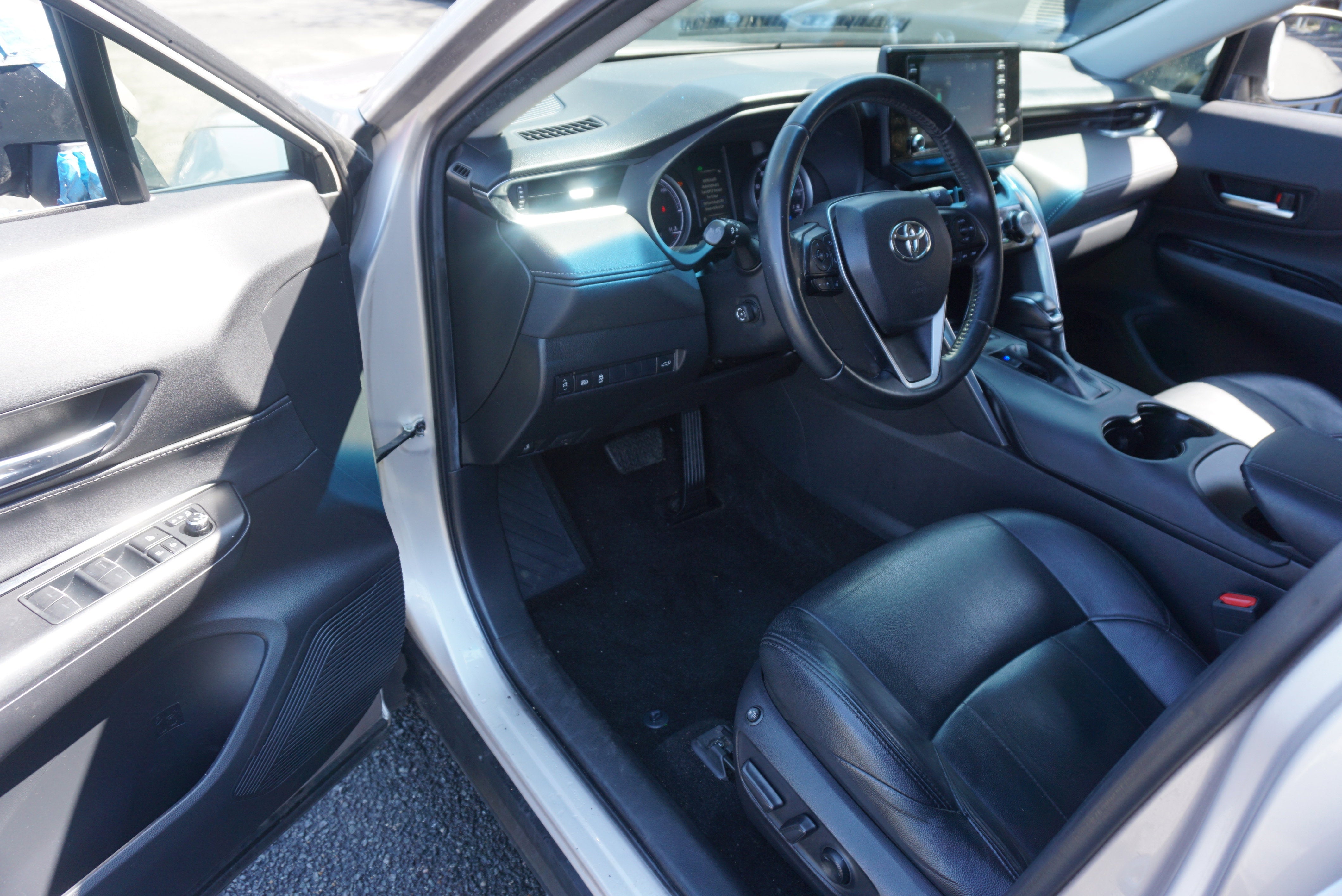 2021 Toyota Venza LE