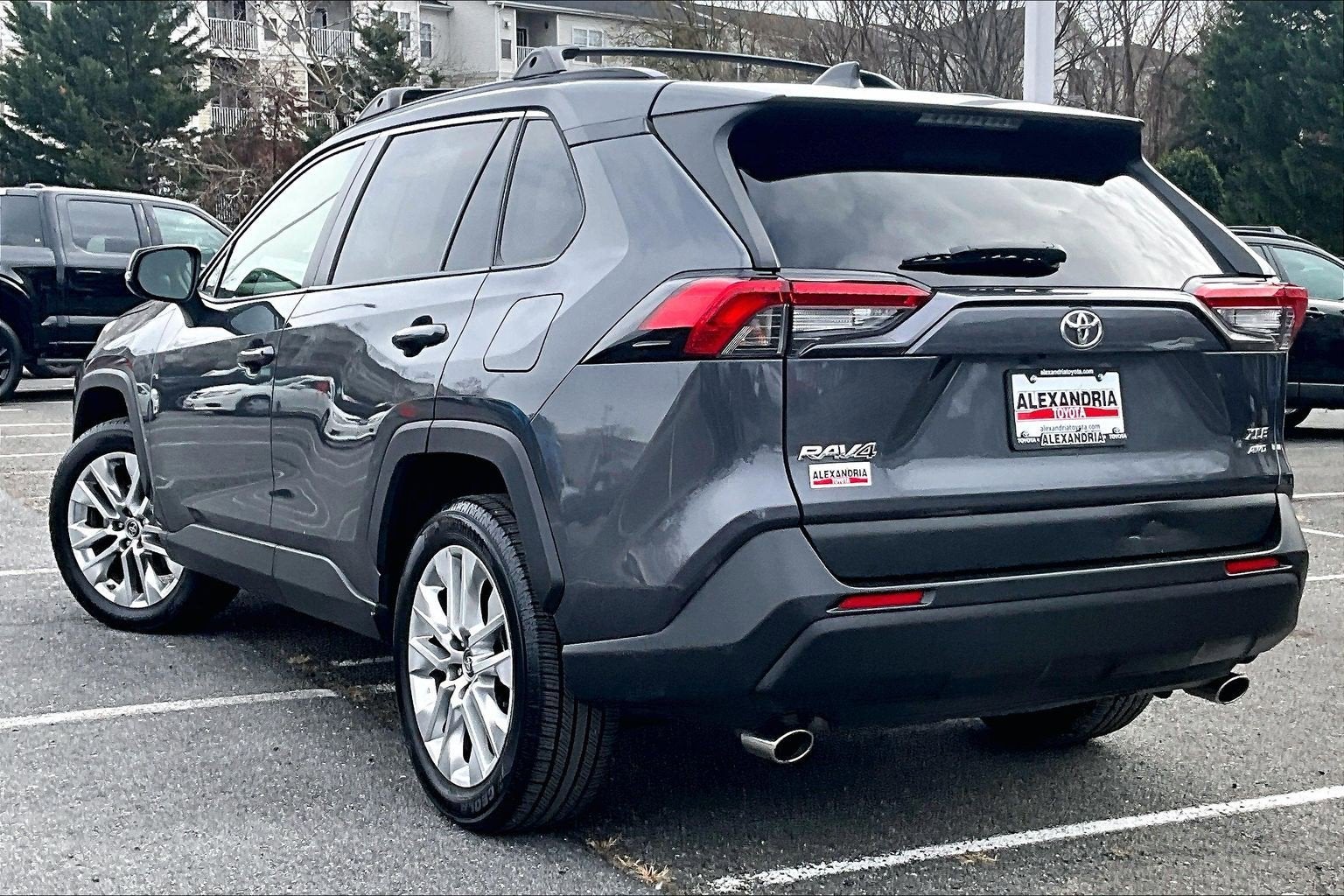 2019 Toyota RAV4 XLE Premium