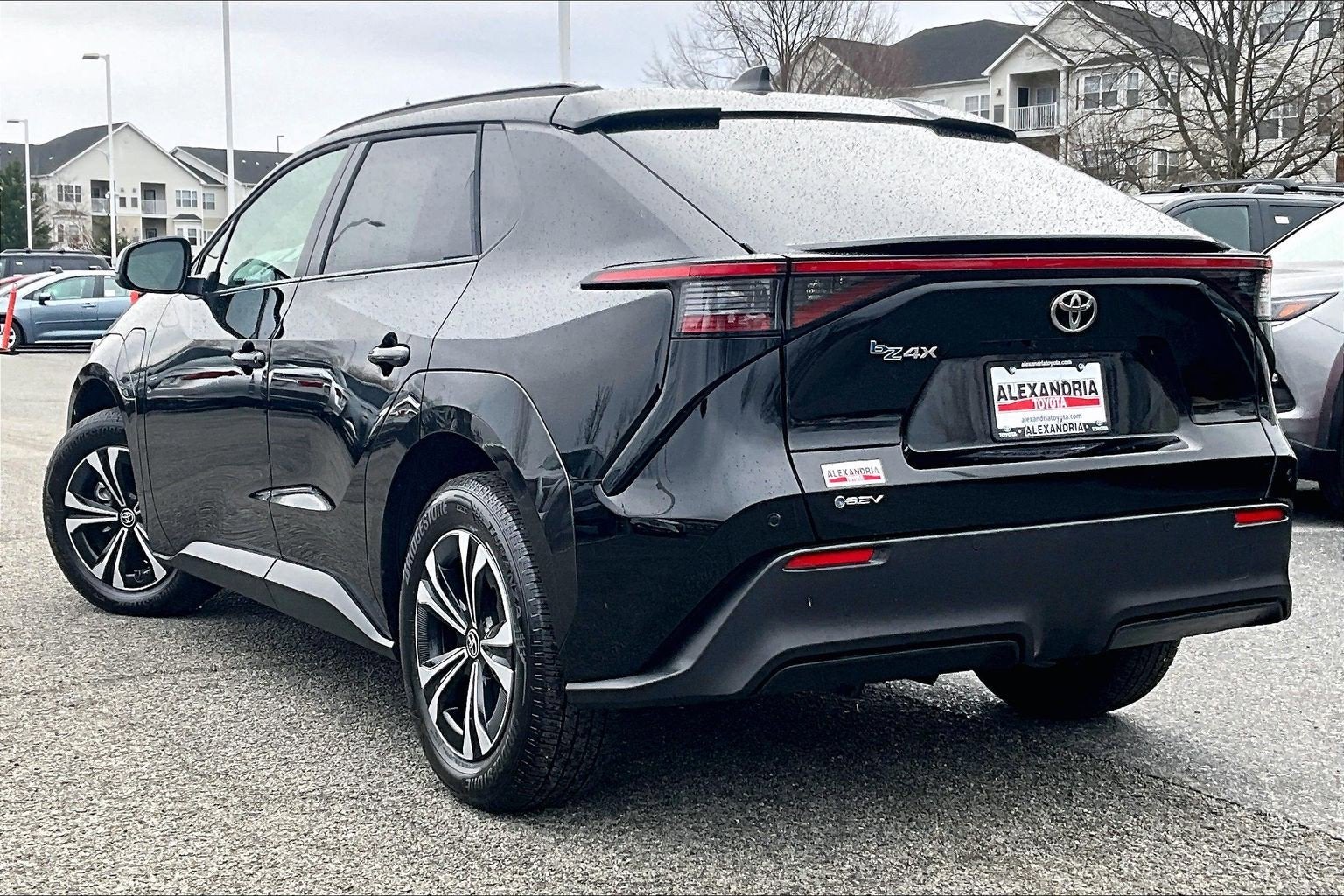 2025 Toyota bZ4X XLE