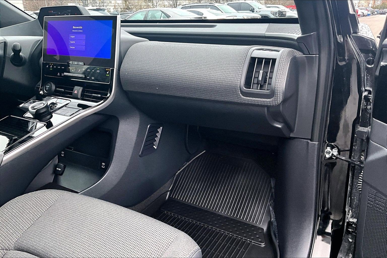 2025 Toyota bZ4X XLE