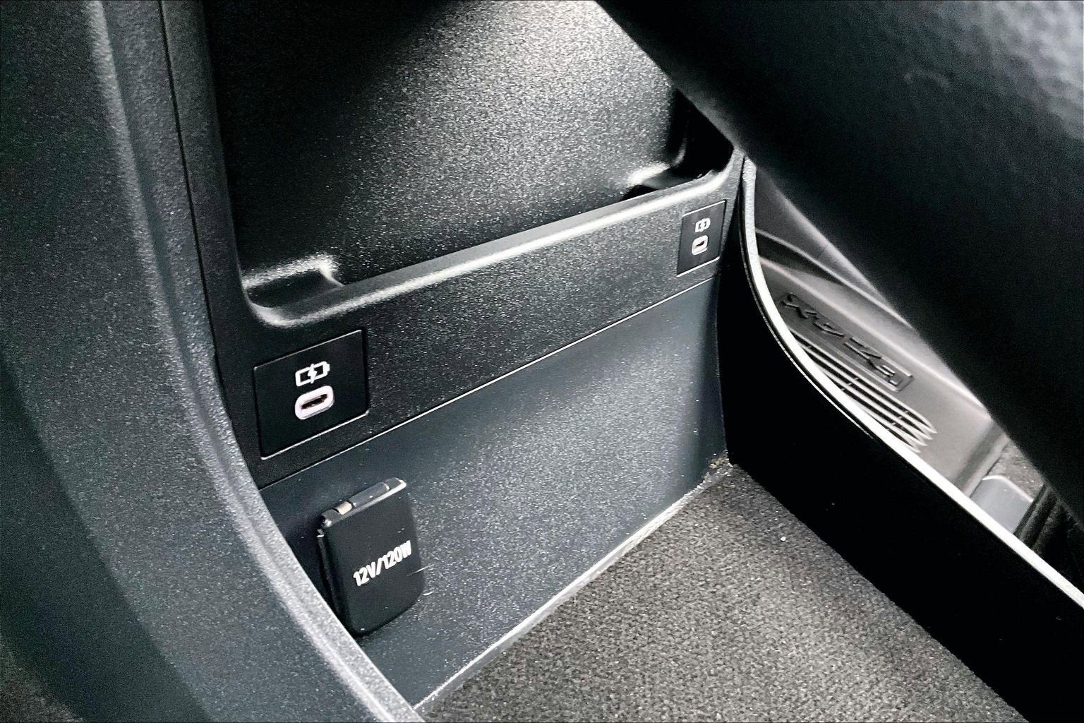 2025 Toyota bZ4X XLE