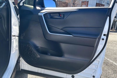 2023 Toyota RAV4 Hybrid LE