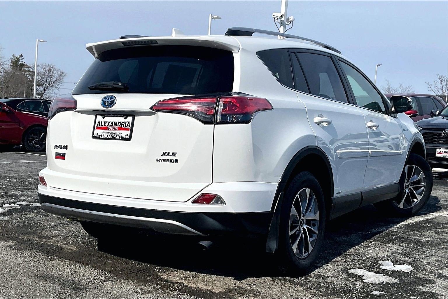 2017 Toyota RAV4 Hybrid XLE
