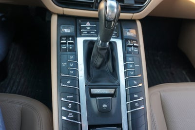 2021 Porsche Macan AWD