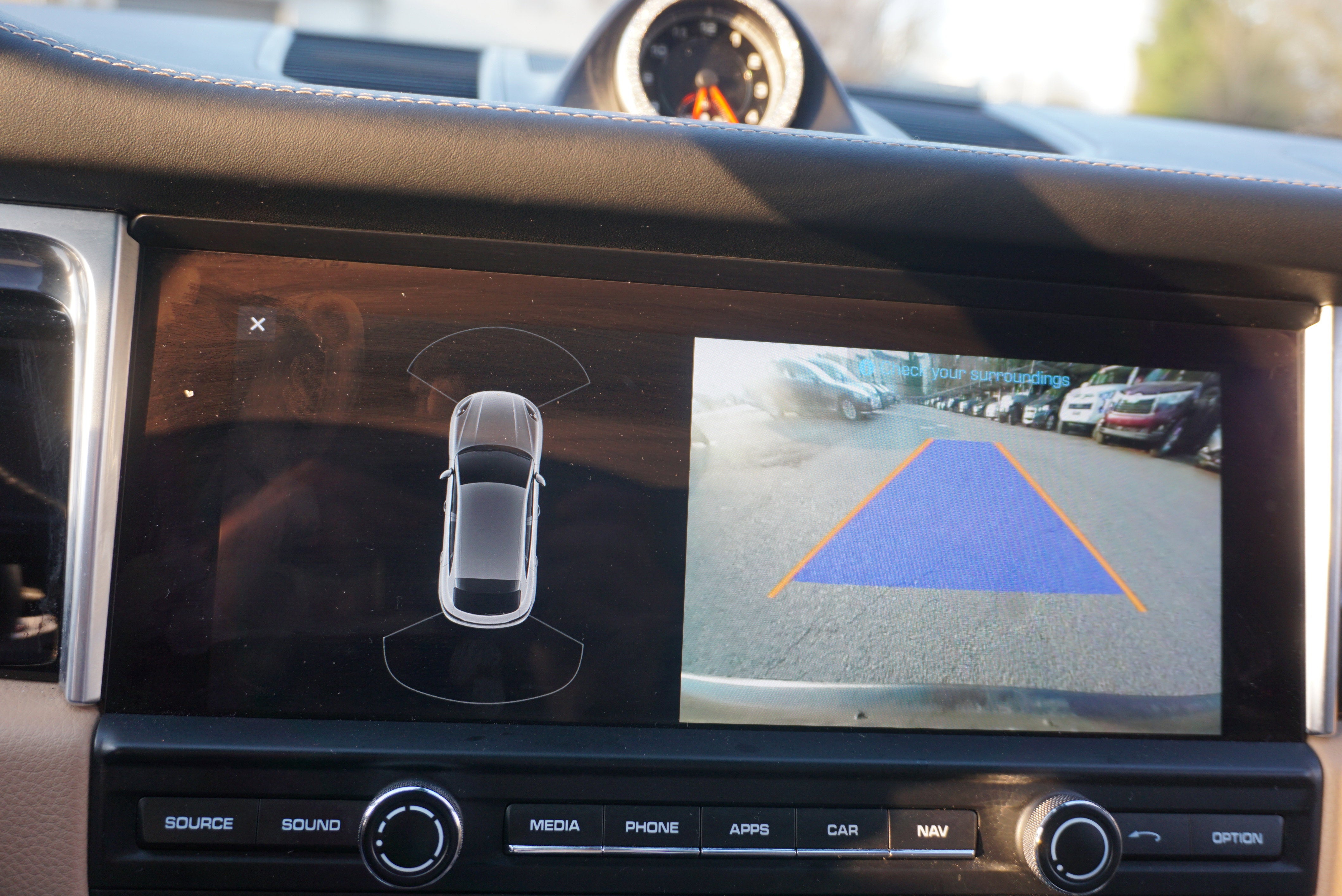 2021 Porsche Macan AWD