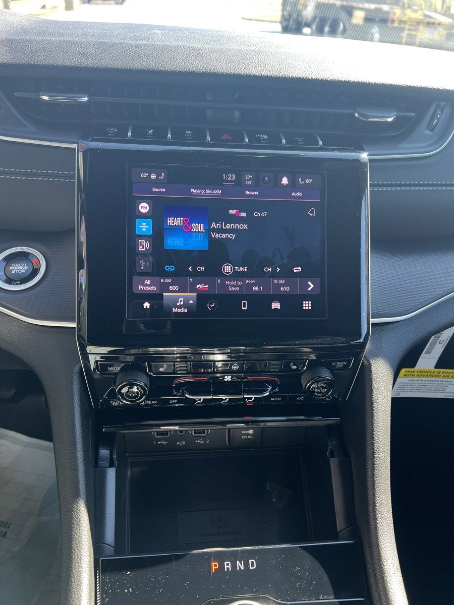 2025 Jeep Grand Cherokee LAR