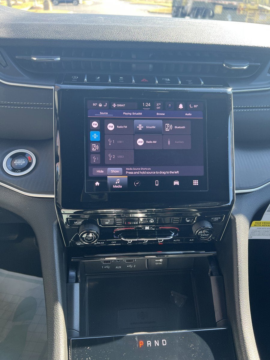 2025 Jeep Grand Cherokee LAR