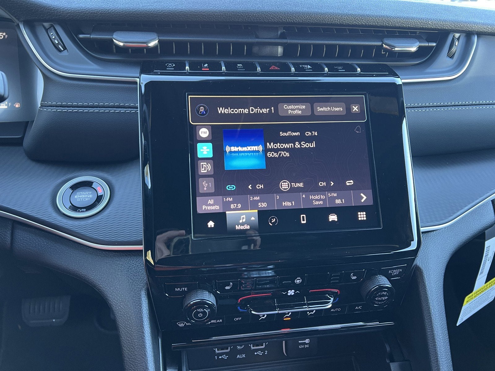 2025 Jeep Grand Cherokee LAR