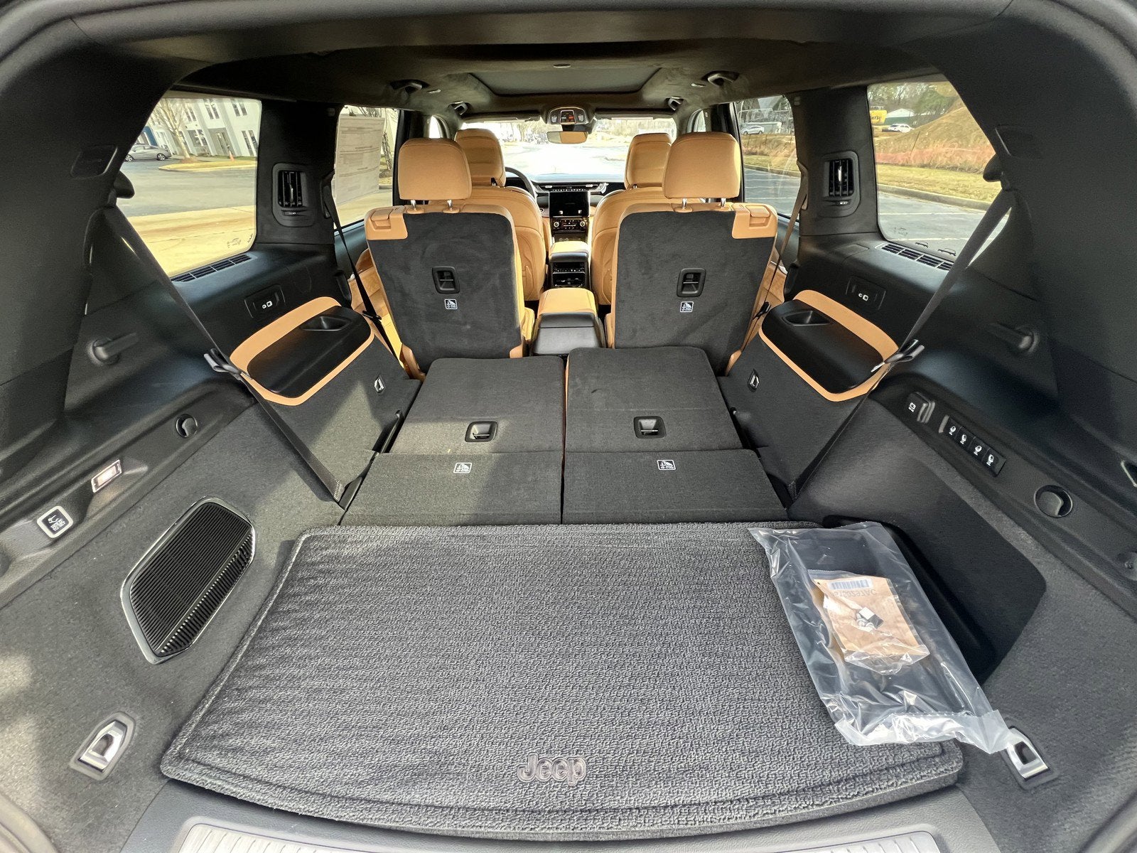 2025 Jeep Grand Cherokee L Summit Reserve