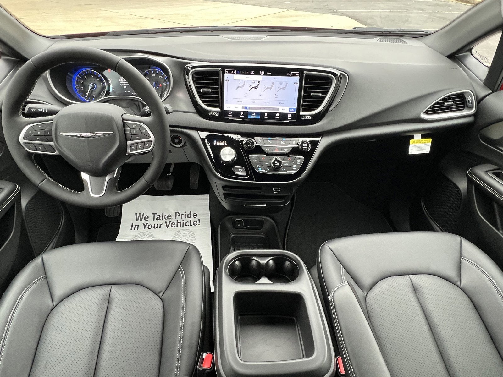 2026 Chrysler Voyager LX