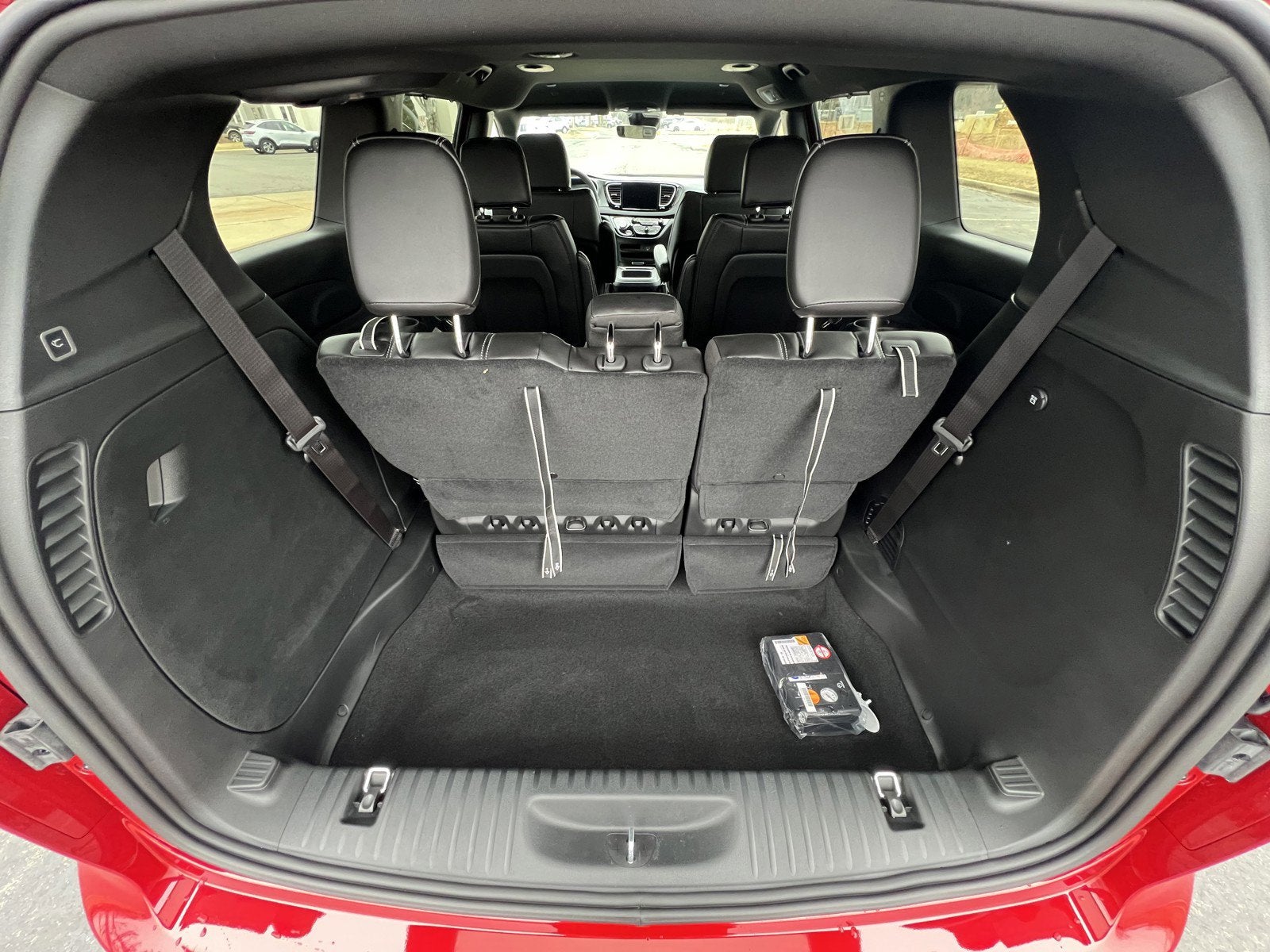 2026 Chrysler Voyager LX