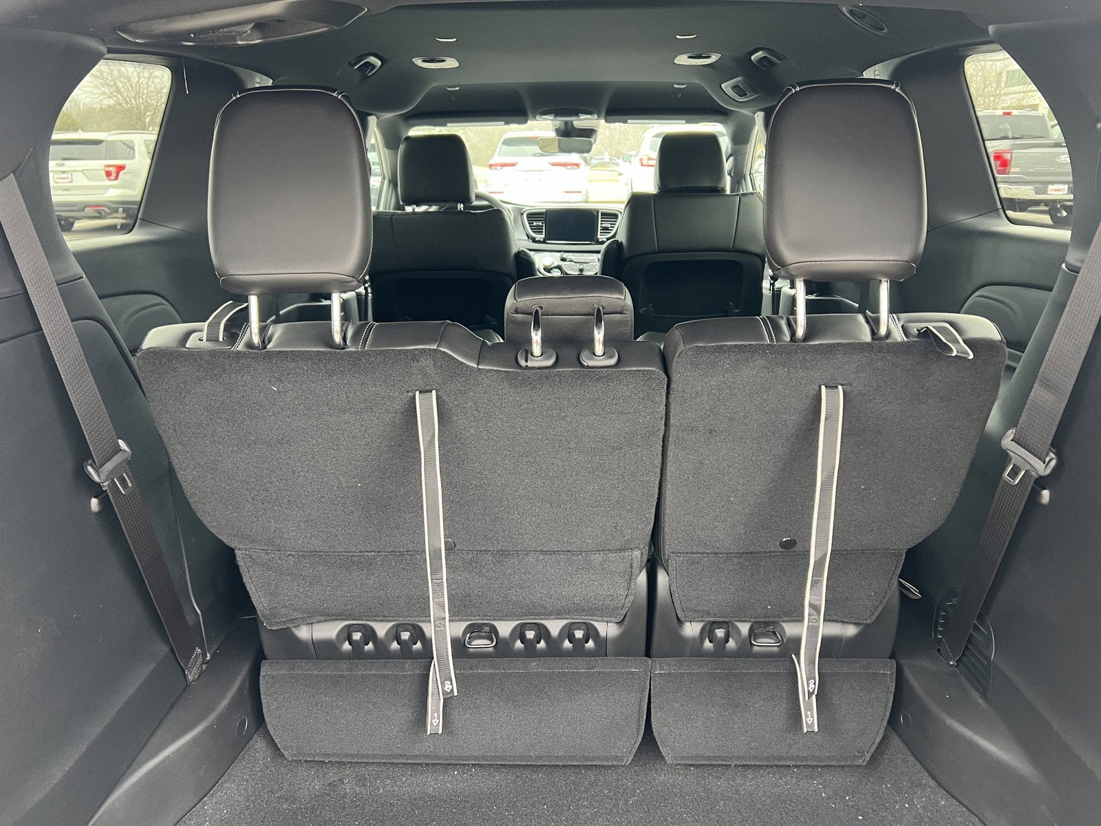 2026 Chrysler Voyager LX