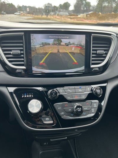 2026 Chrysler Voyager LX