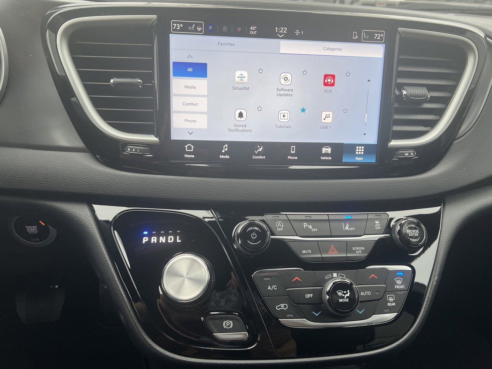 2026 Chrysler Voyager LX