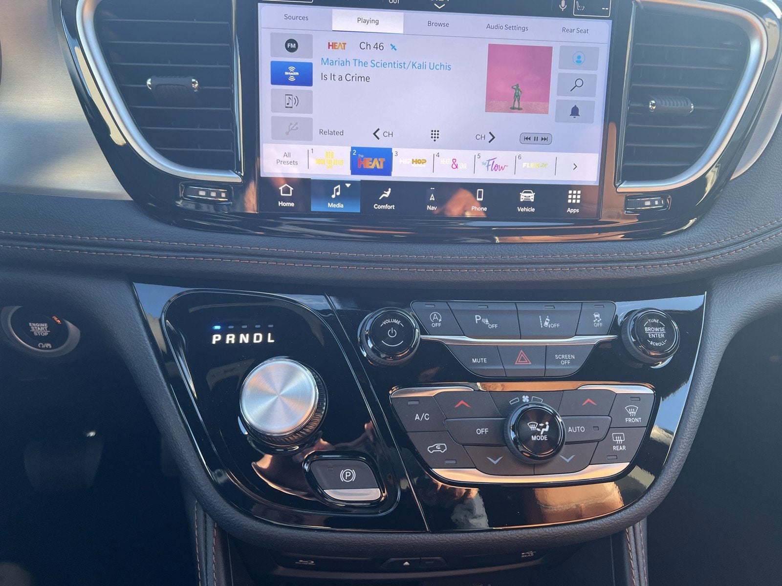 2026 Chrysler Pacifica Pinnacle