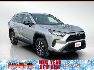 2019 Toyota RAV4 LE