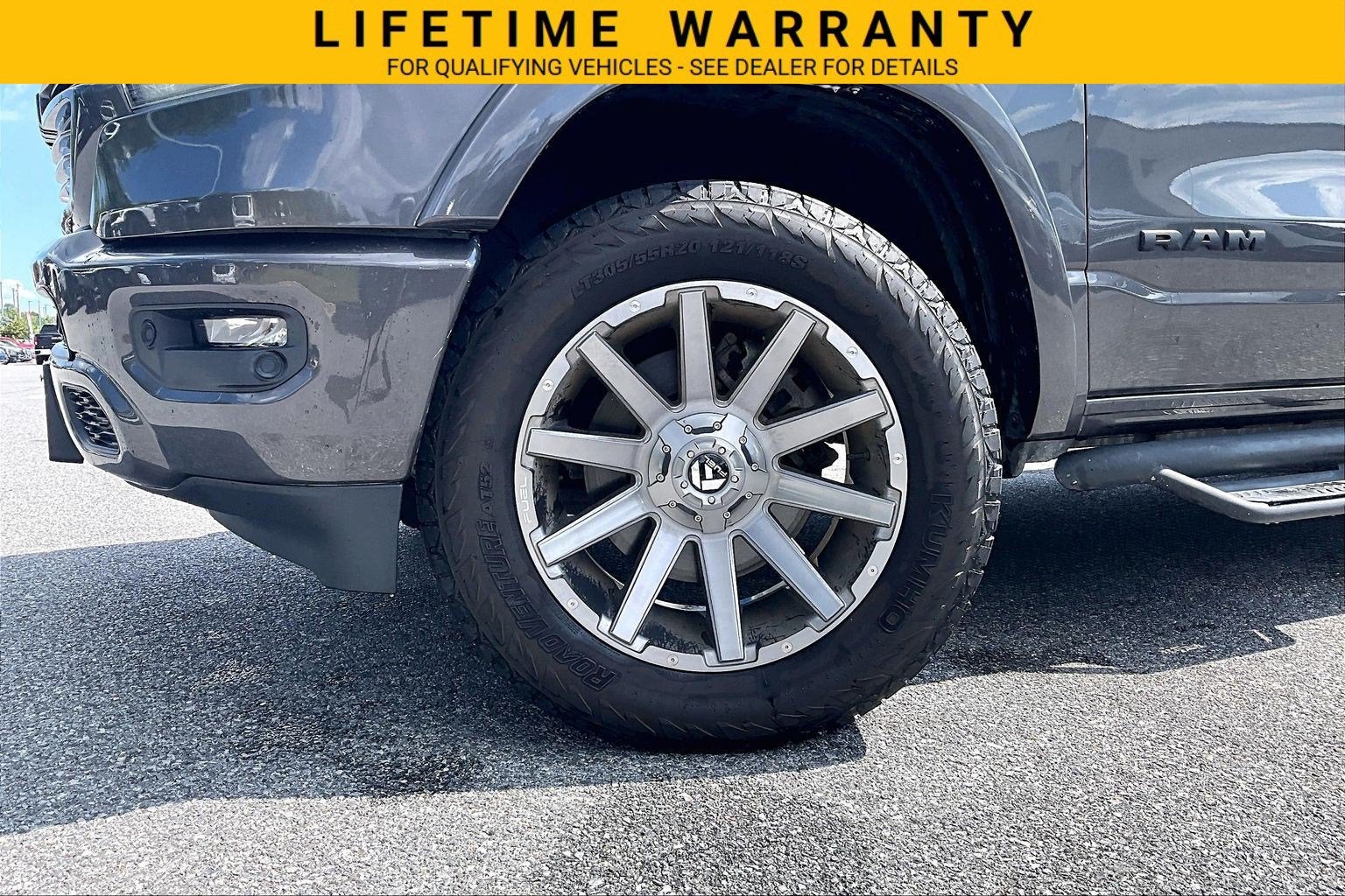 2021 RAM 1500 Laramie Crew Cab 4x4 5'7" Box
