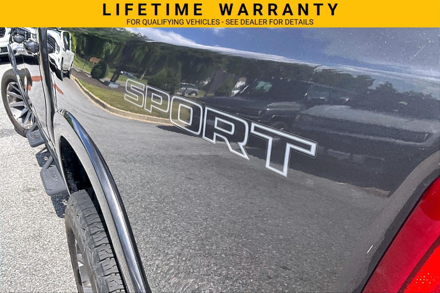 2021 RAM 1500 Laramie Crew Cab 4x4 5'7" Box