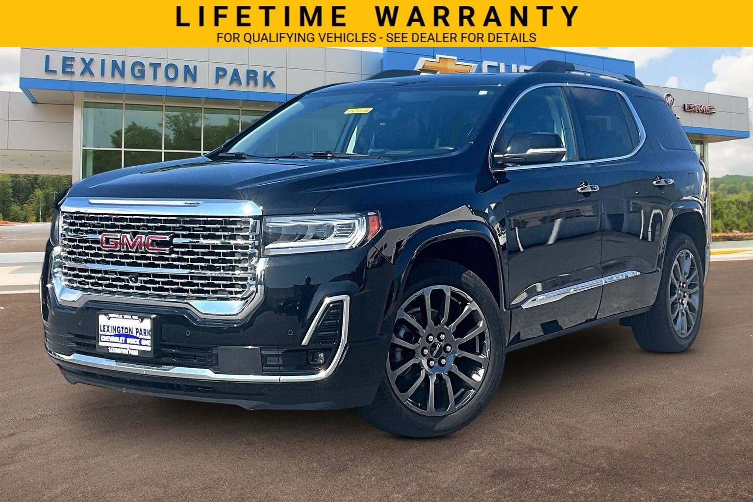 2023 GMC Acadia Denali