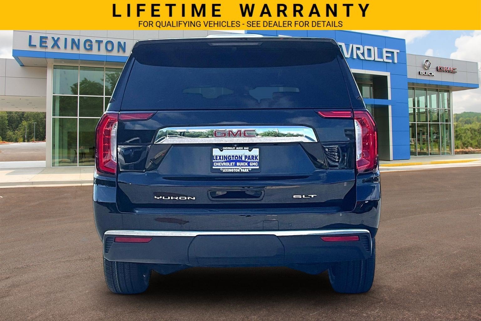 2023 GMC Yukon XL SLT