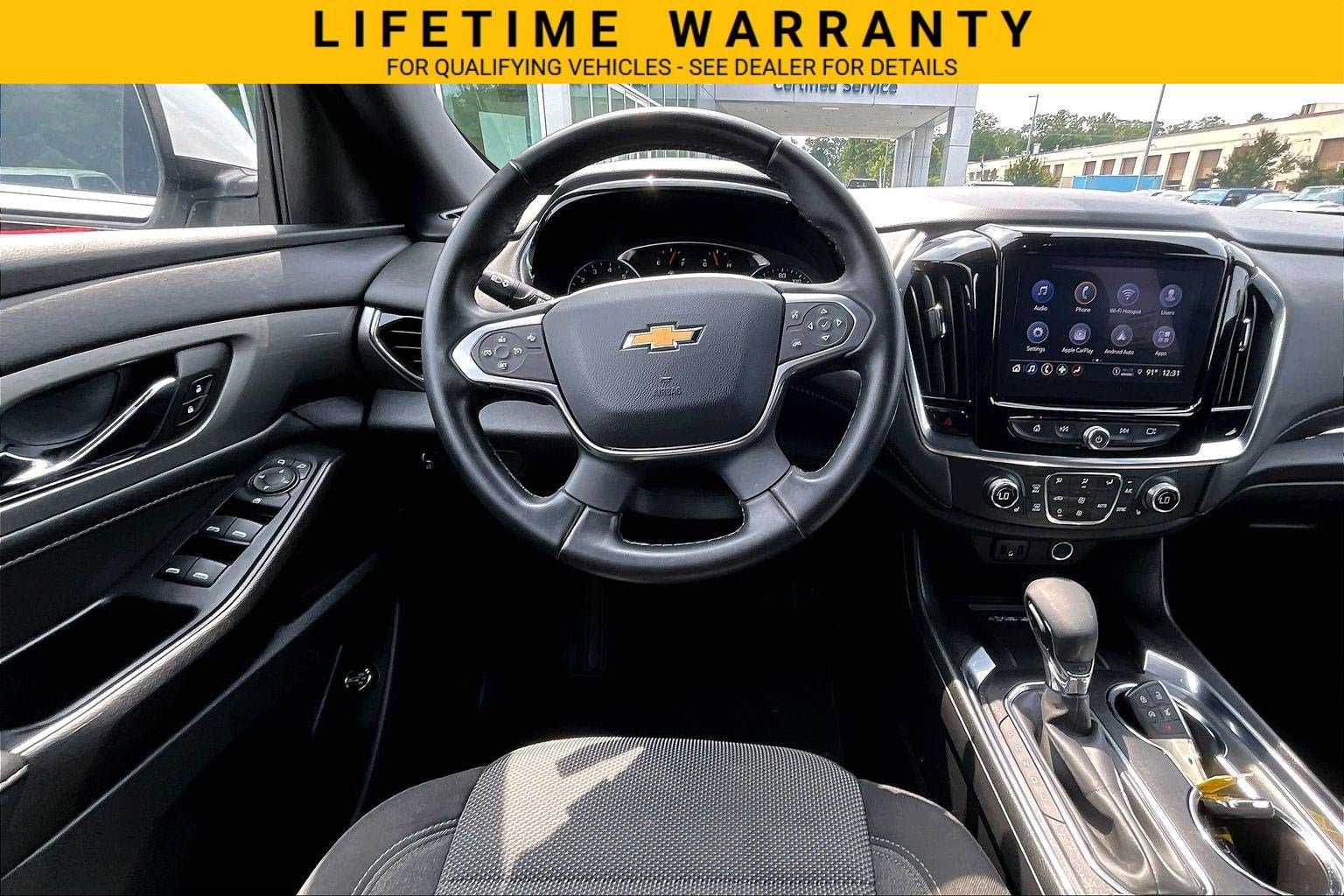 2023 Chevrolet Traverse LT Cloth
