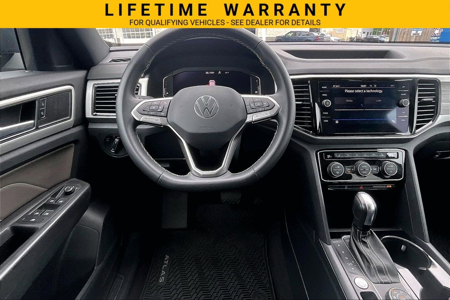 2022 Volkswagen Atlas Cross Sport 2.0T SE w/Technology