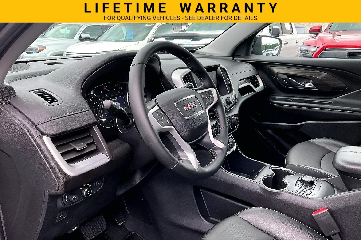 2024 GMC Terrain SLT