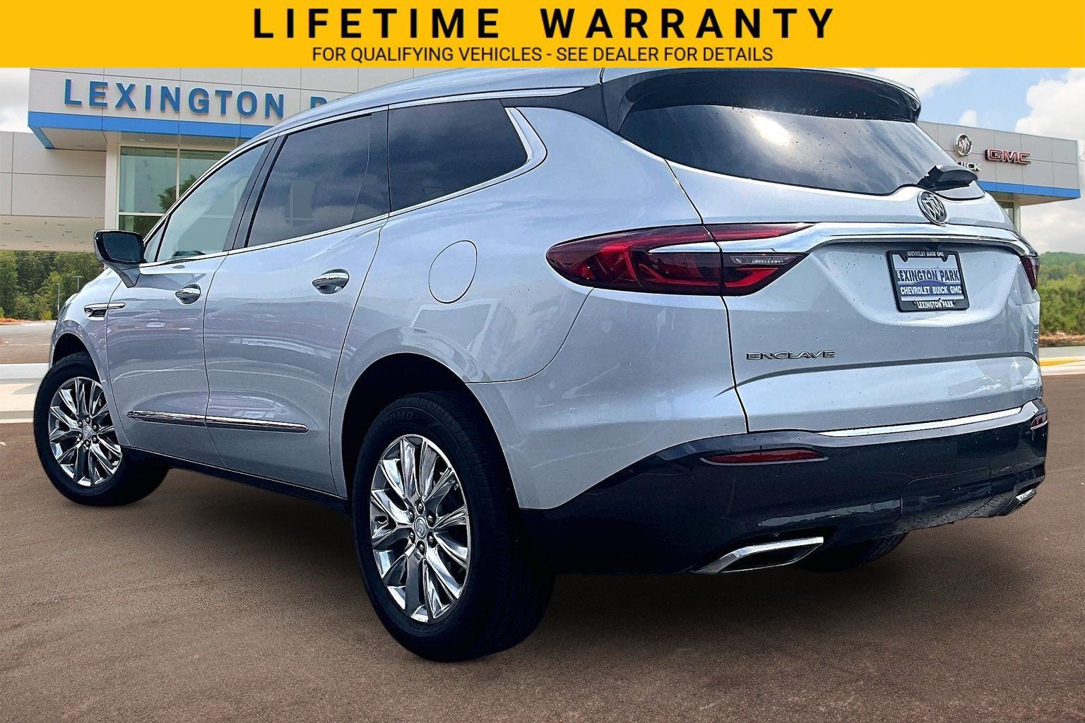 2021 Buick Enclave Essence