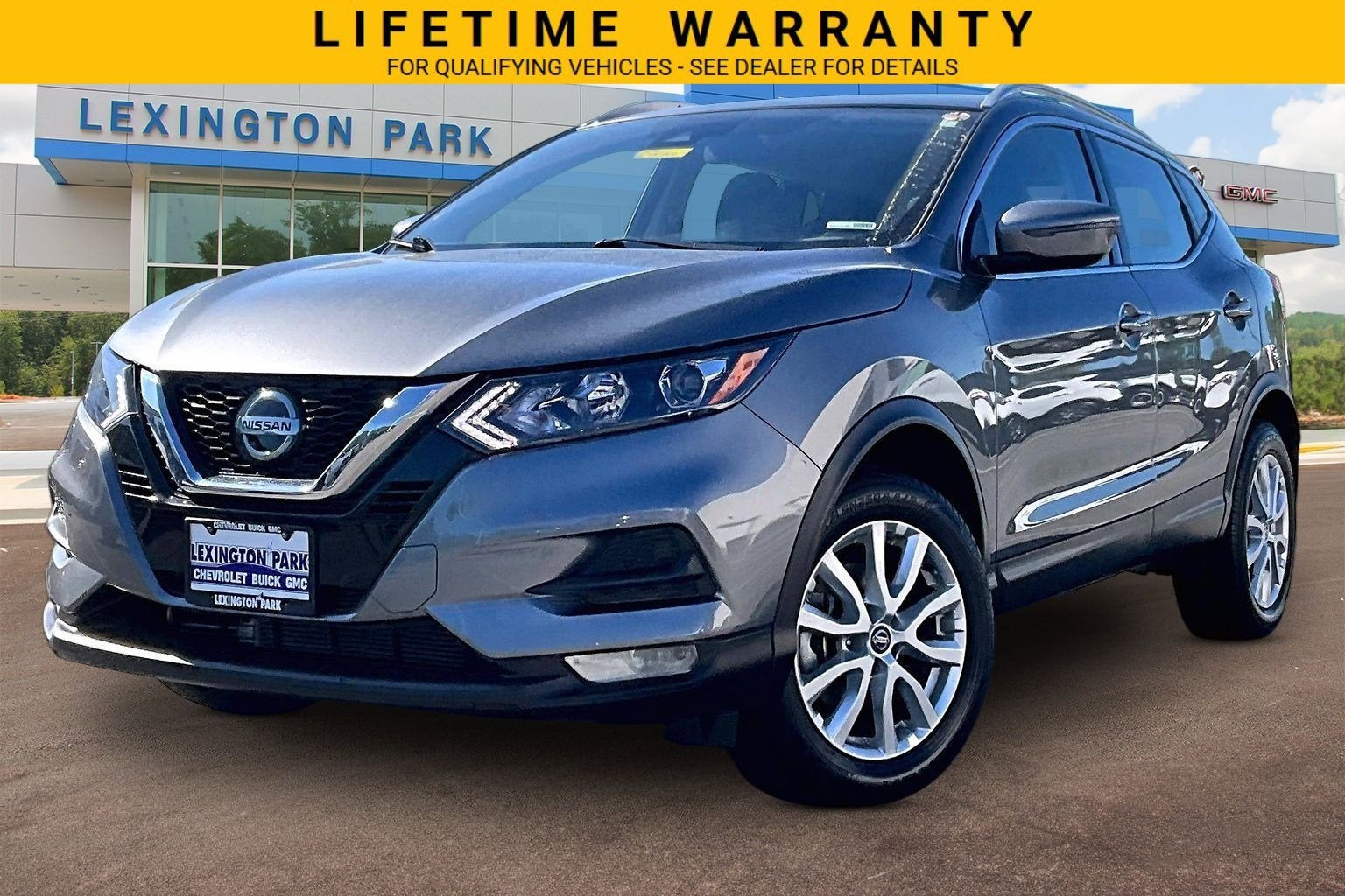 2022 Nissan Rogue Sport SV