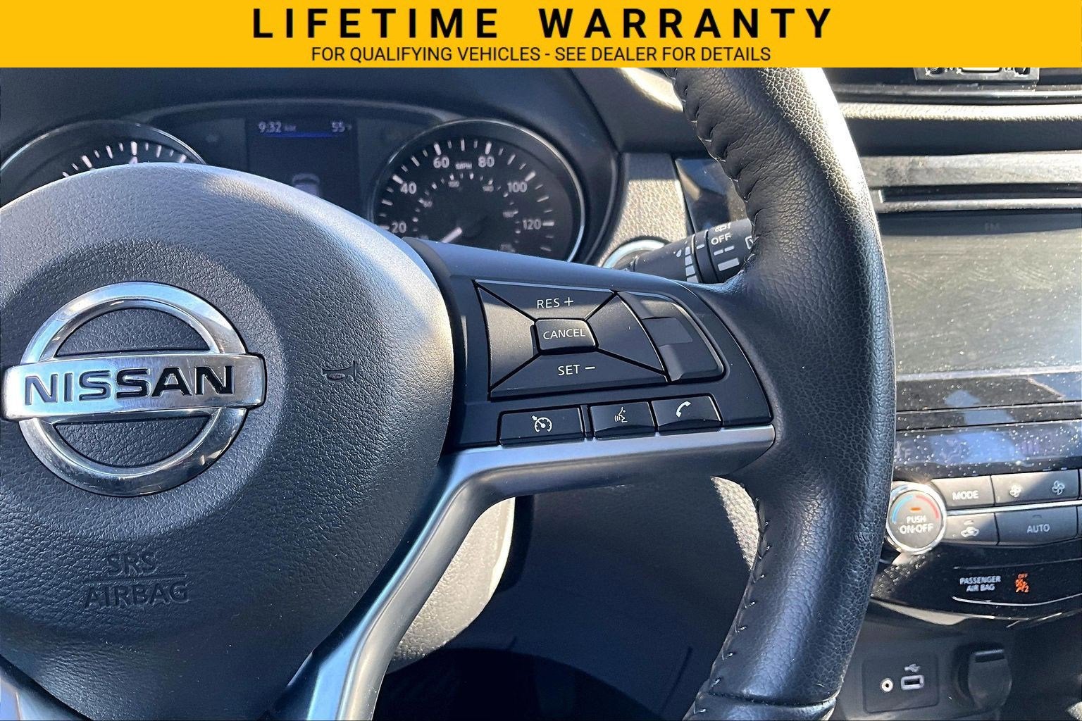 2022 Nissan Rogue Sport SV