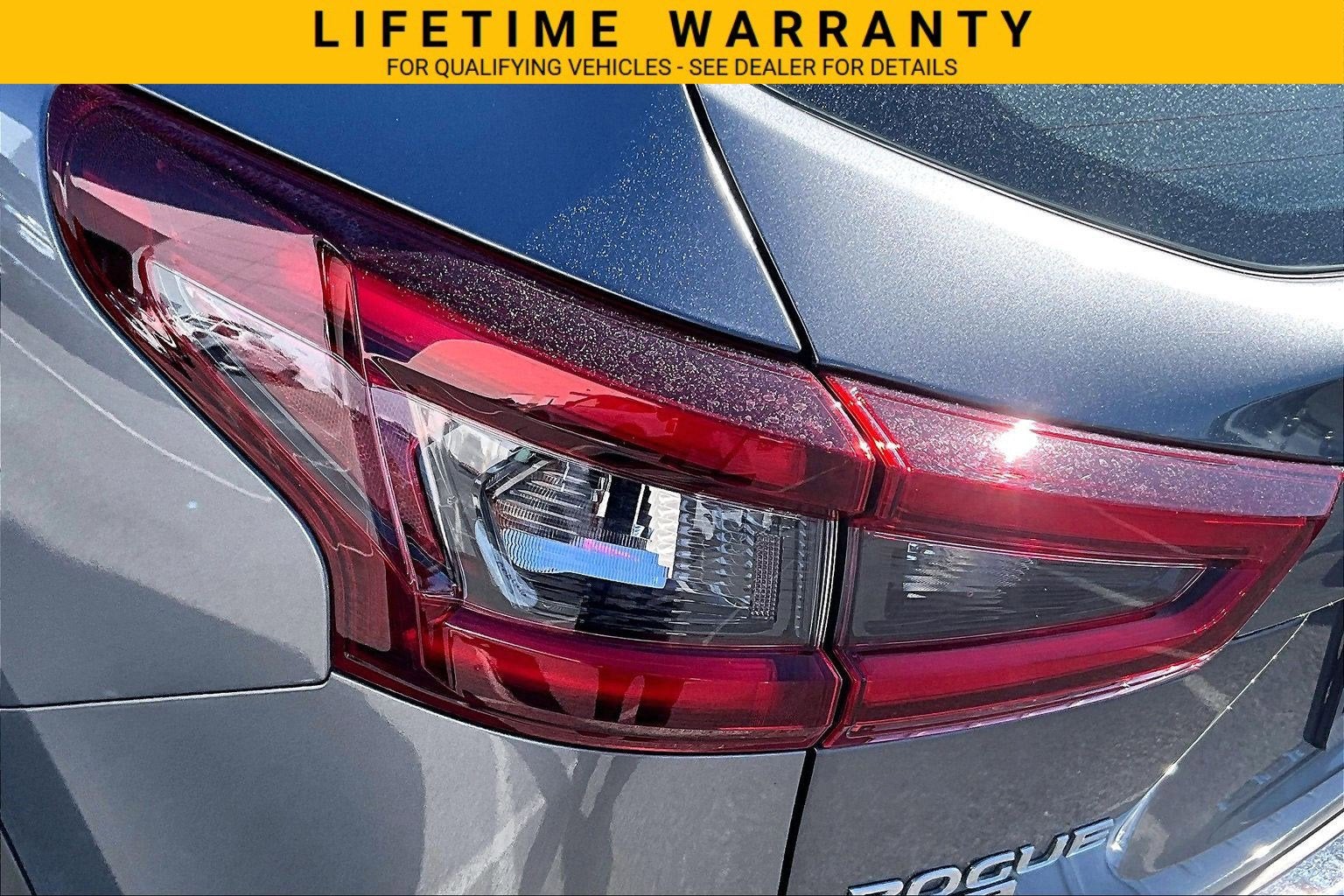 2022 Nissan Rogue Sport SV