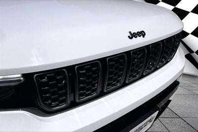 2023 Jeep Grand Cherokee L Summit V8 REAR ENTERTAINMENT