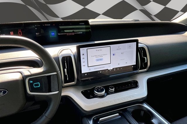 2025 Ford Expedition Max Active MAX