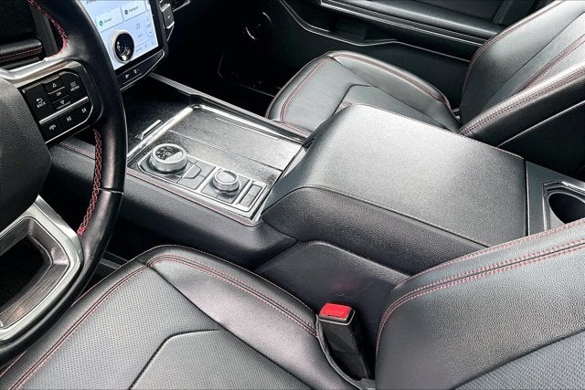 2022 Ford Expedition Max Limited STEALTH PERFORMANCE PACKAGE
