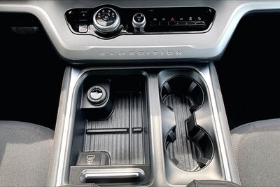2025 Ford Expedition Active LUXURY SUV