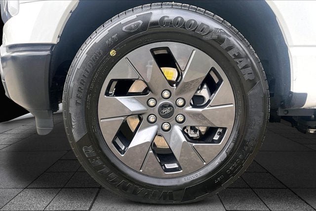 2025 Ford F-150 Lightning Pro LONG RANGE