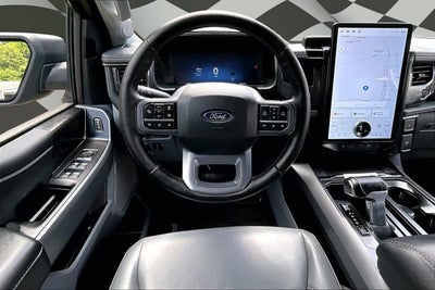 2025 Ford F-150 Lightning Flash