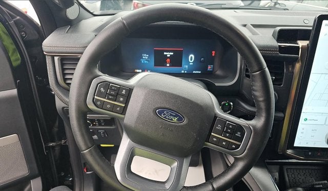 2025 Ford F-150 Lightning LARIAT