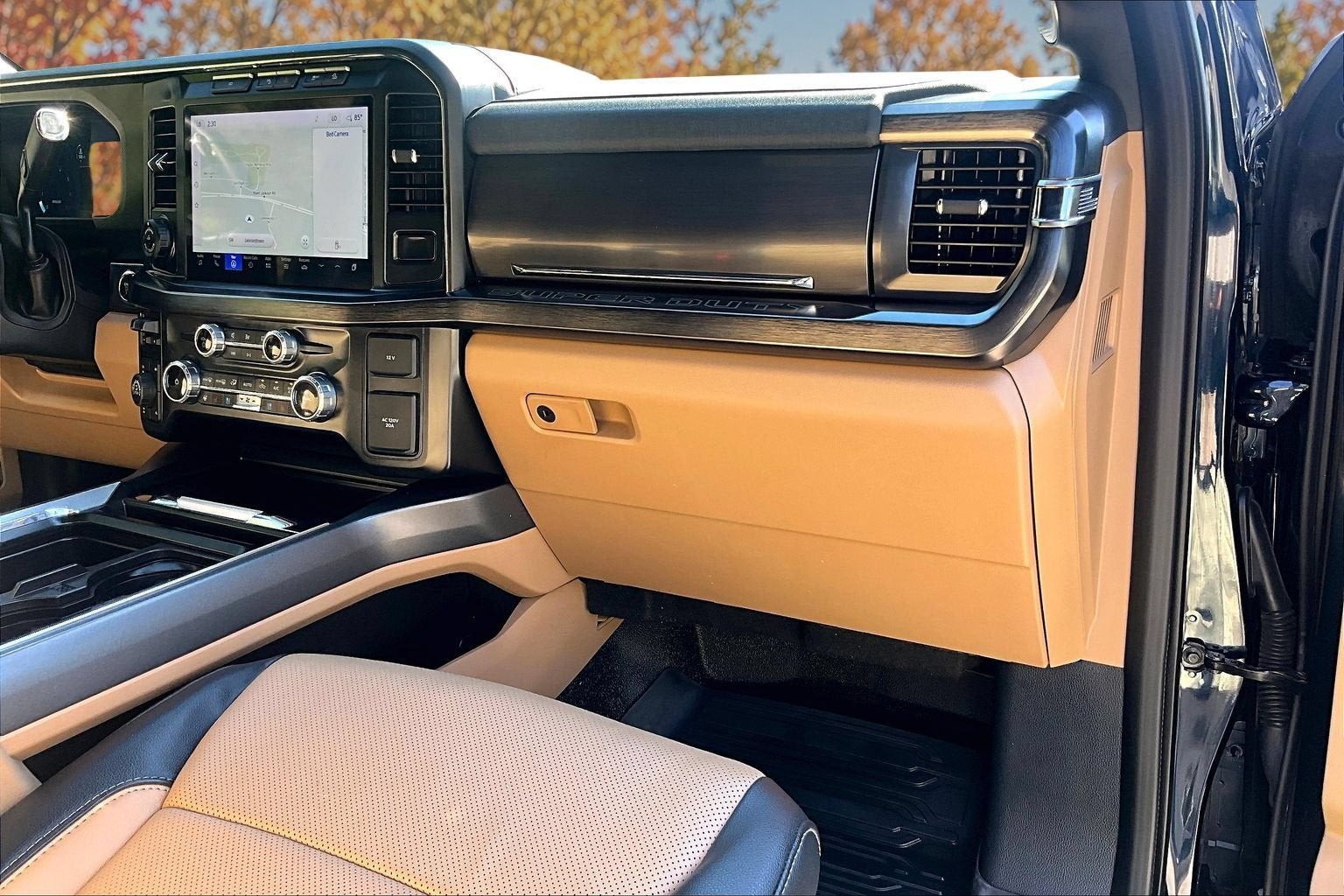 2023 Ford Super Duty F-250 SRW LARIAT