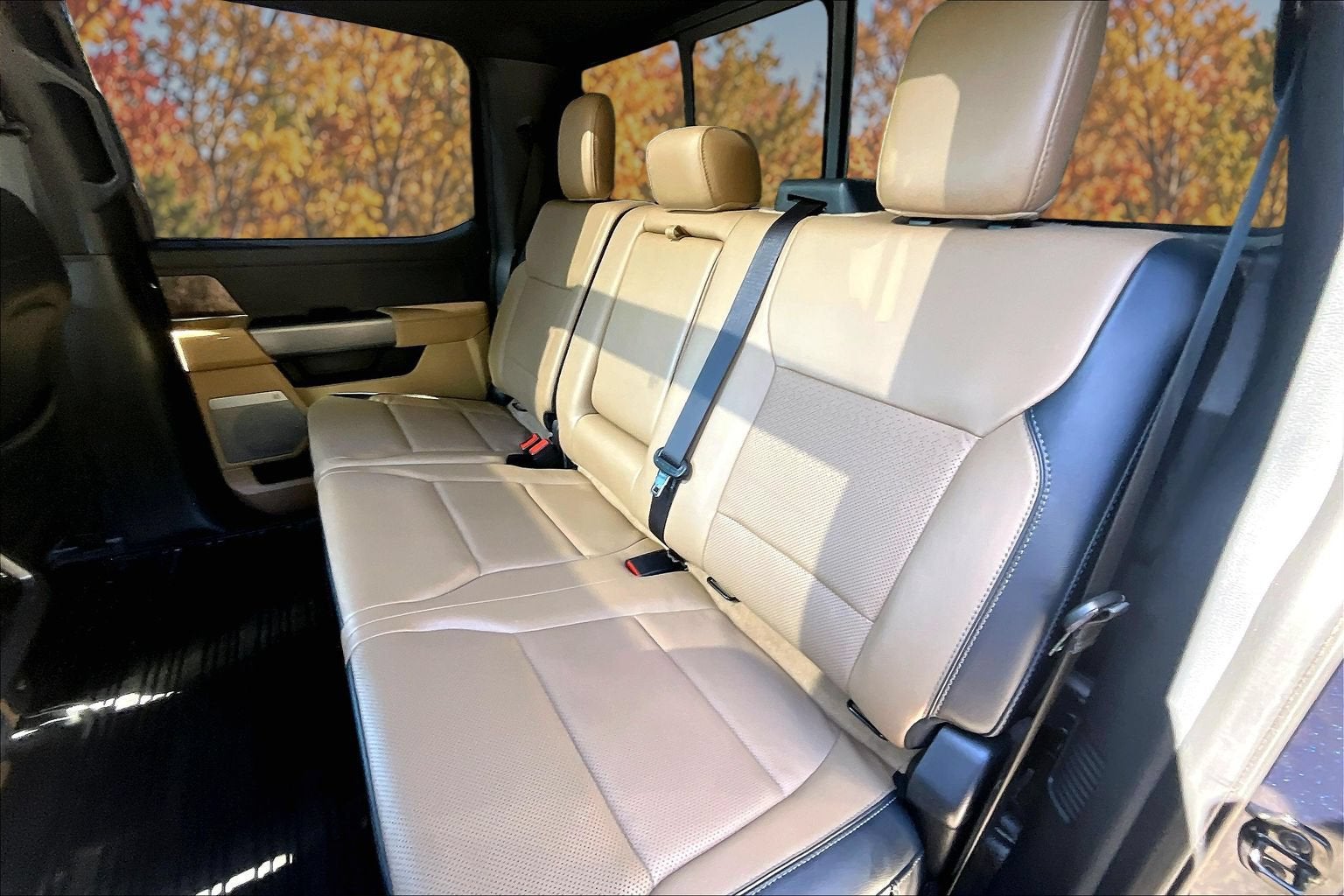 2023 Ford Super Duty F-250 SRW LARIAT
