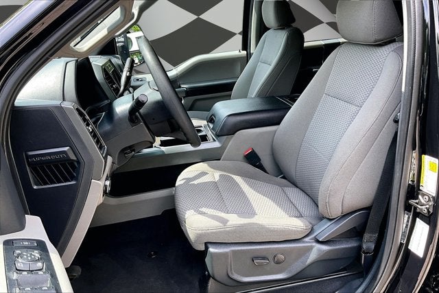 2022 Ford Super Duty F-350 SRW XLT
