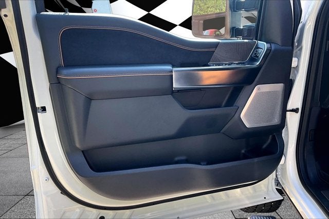 2024 Ford Super Duty F-350 SRW LARIAT