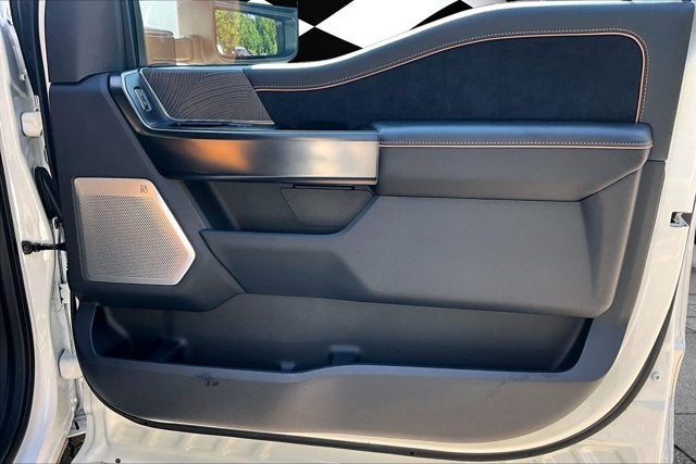 2024 Ford Super Duty F-350 SRW LARIAT
