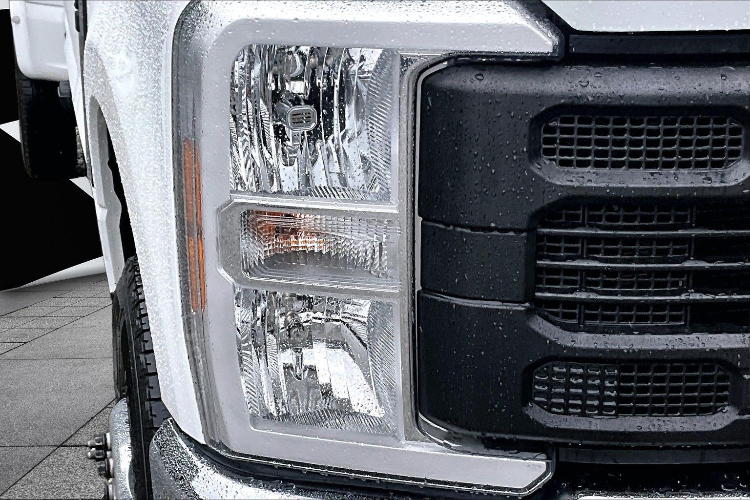 2025 Ford Super Duty F-350 DRW XL