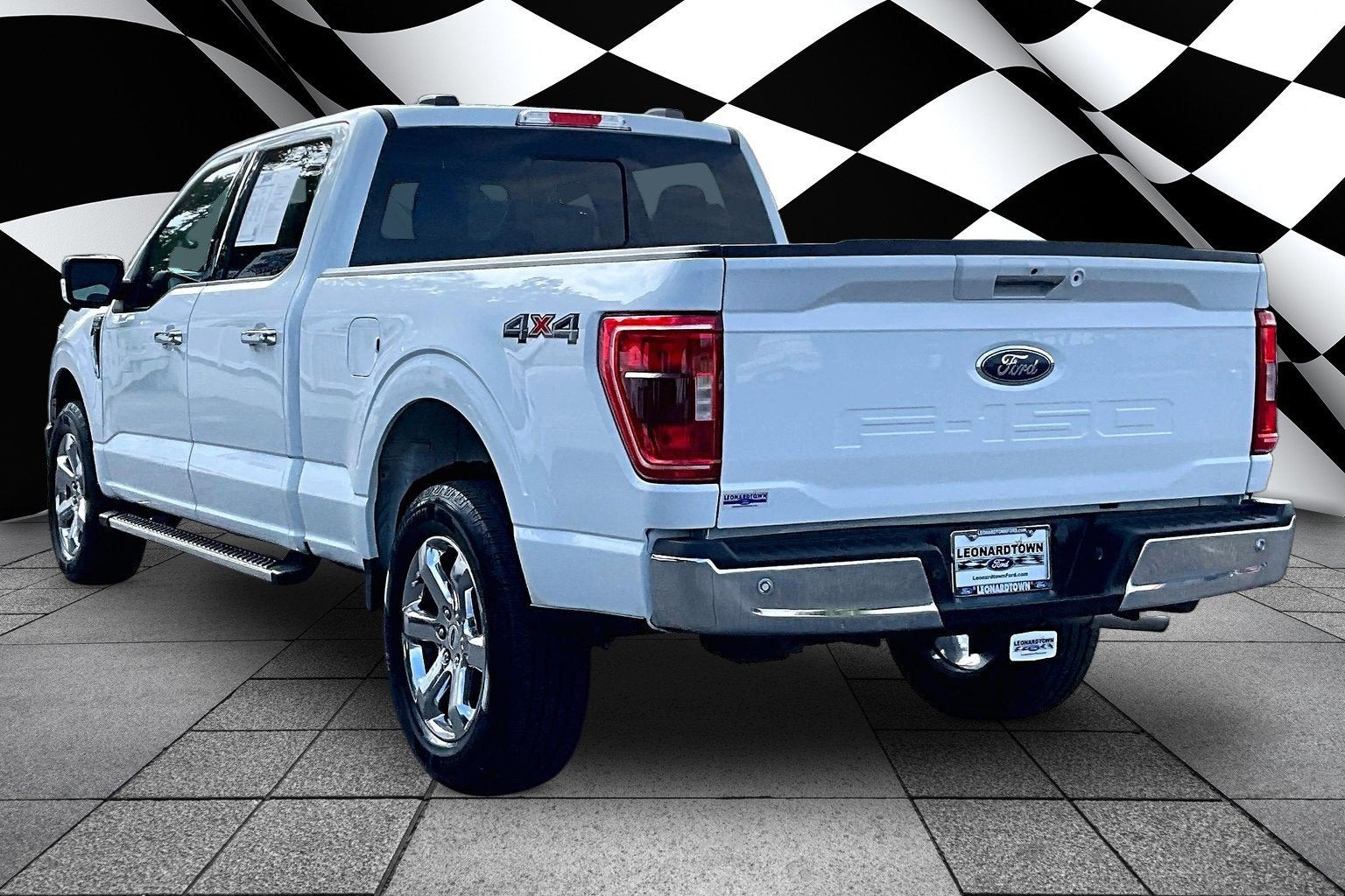 2023 Ford F-150 XLT V8 PANO ROOF